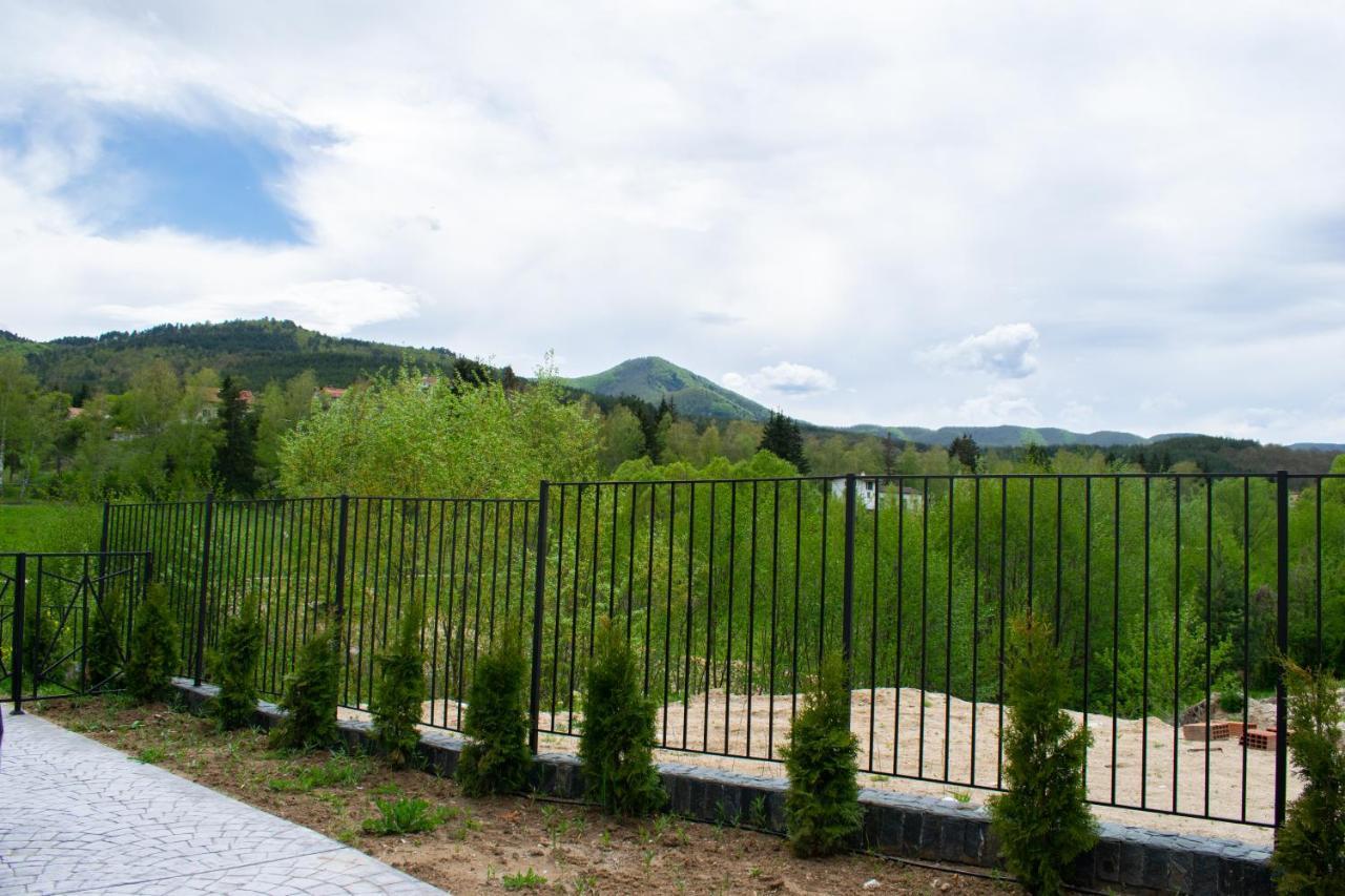 Villa Dea & Villa Ina - Villas & Spa Park In Velingrad Bagian luar foto